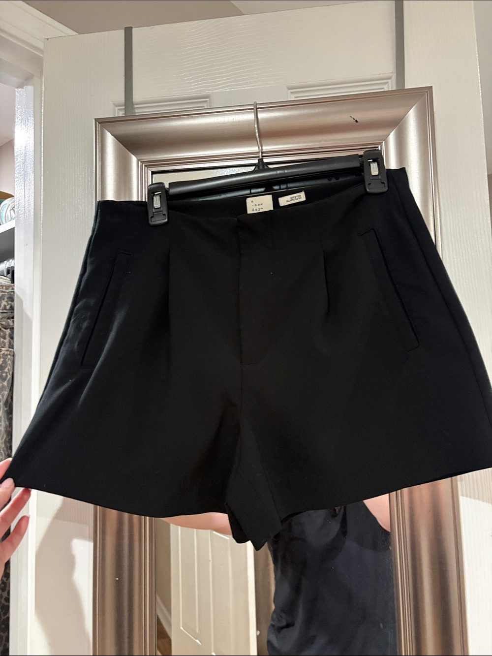 Black High-Rise Tailored Women’s paper bag pleated Shorts